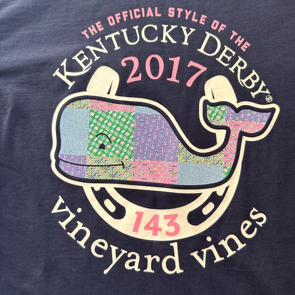 Vineyard Vines XS pocket tee. Double sided print. NWOT. - Picture 2 of 7